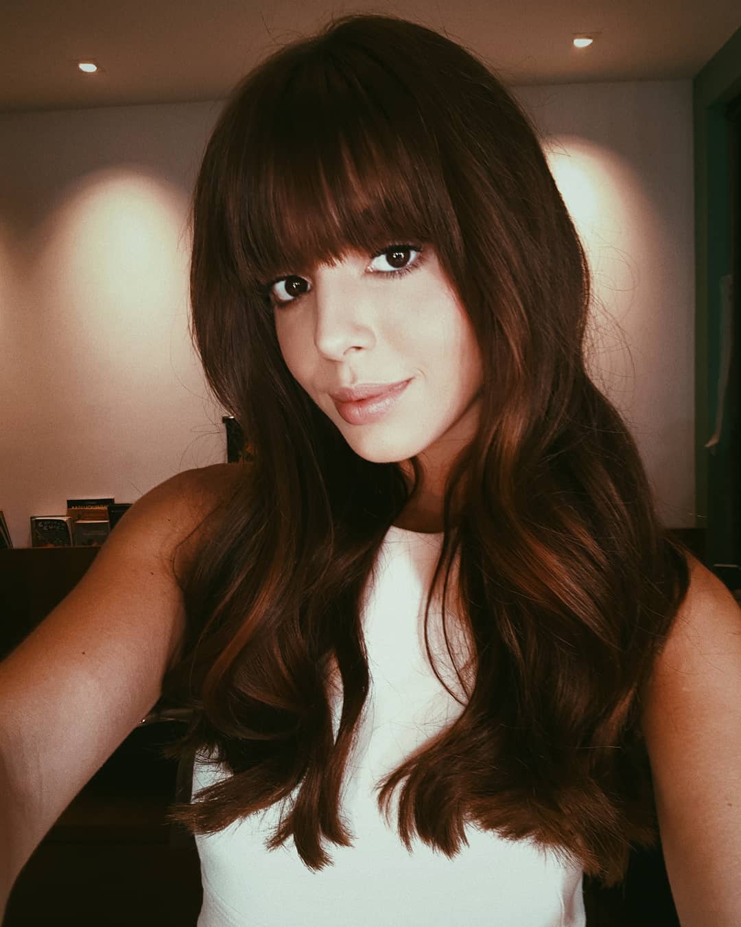 Franjão Desfiado: Leveza e Movimento para Cabelos Longos e Repicados