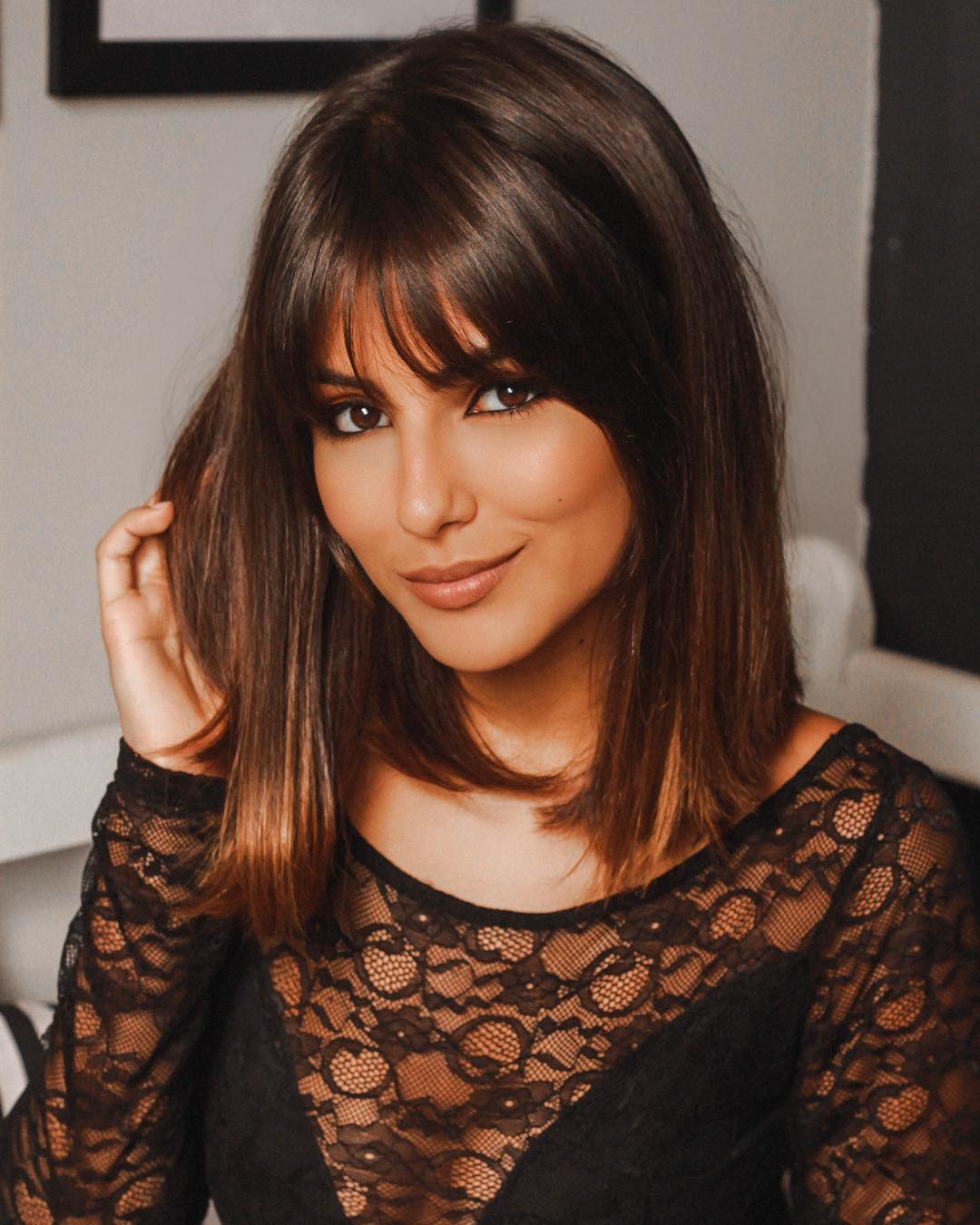 quanto custa um corte de cabelo médio com franja desfiada