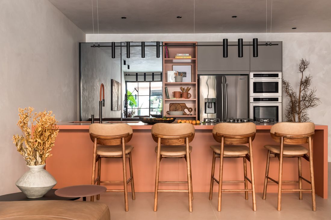 Cozinha terracota e branco