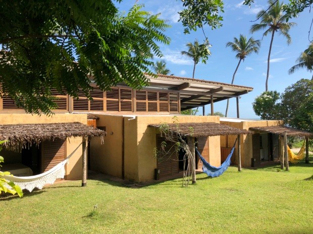 5 ideias de títulos:
1. Cris Dias: O Paraíso do Kitesurf em São Miguel do Gostoso
2. Estilo Nômade: Cris Dias Revela Seu Refúgio em RN
3. Elogios em Massa: Cris Dias Brilha em São Miguel do Gostoso
4. Por Dentro da Viagem: Cris Dias e Suas Aventuras de Kitesurf
5. São Miguel do Gostoso: O Destino Favorito de Cris Dias