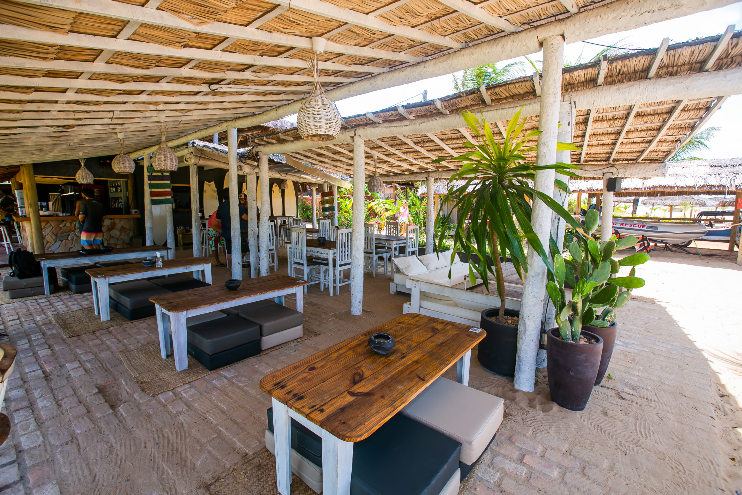 Cris Dias Curte Folga Em São Miguel Do Gostoso E Ganha