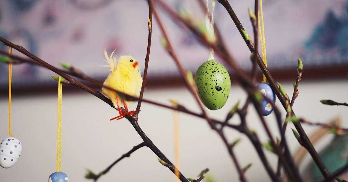 Guia Completo das Comidas Típicas de Páscoa pelo Mundo