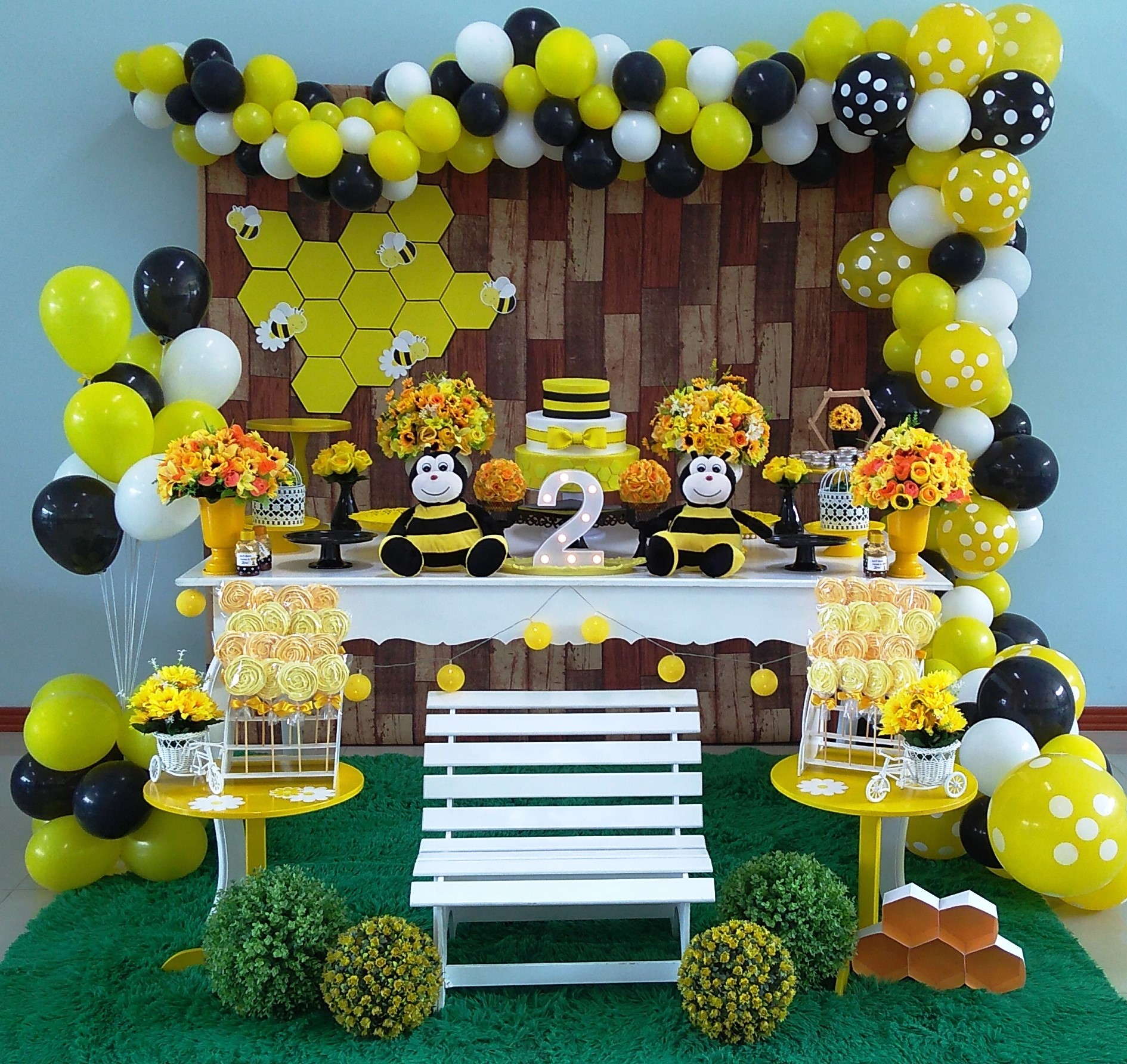 festa abelhinha simples