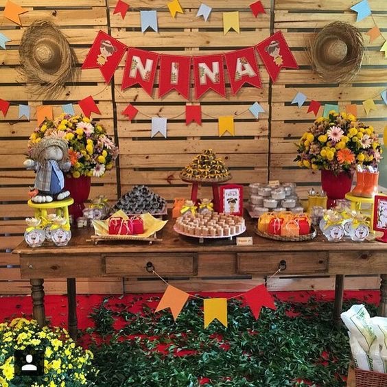 como fazer decoração de festa junina simples em casa