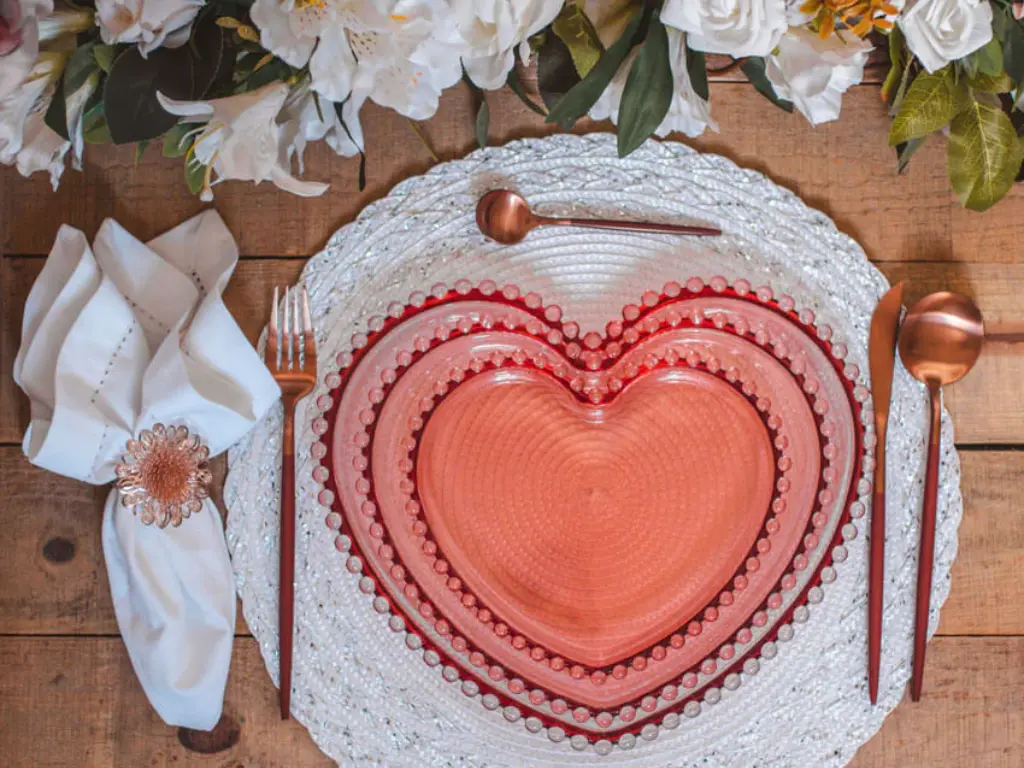 DIY: Marcadores de Lugar Personalizados para Mesa Posta