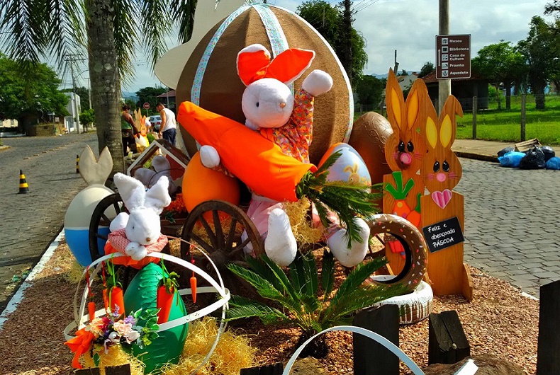 decoração de páscoa em área externa