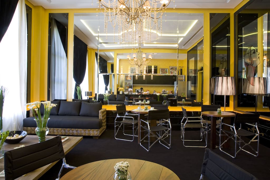 cores que combinam com espelho bronze