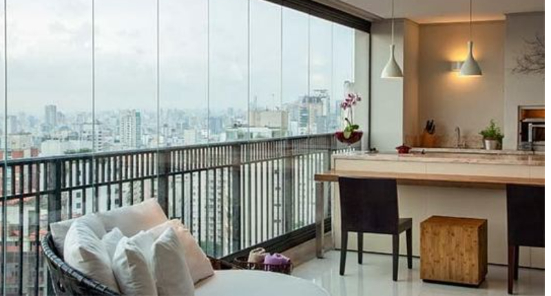 decoração de varanda fechada com vidro (cortina de vidro)