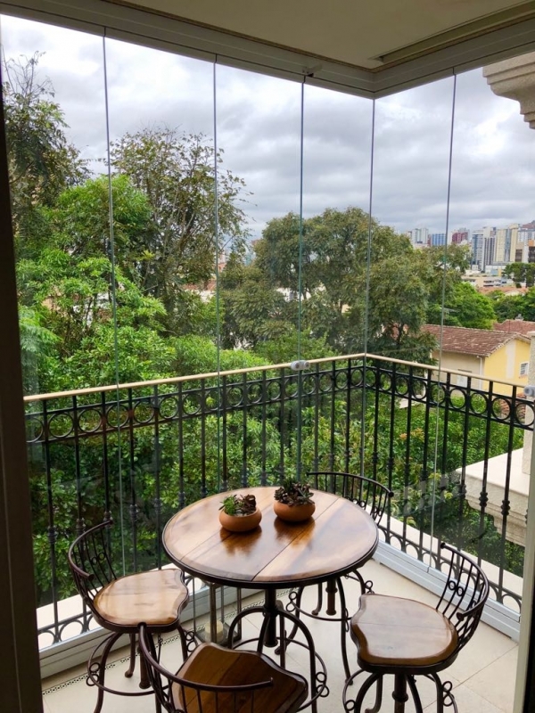 decoração de varanda fechada com vidro (cortina de vidro)