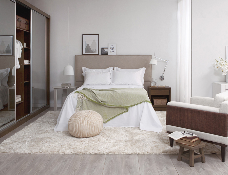 Móveis essenciais para um quarto de casal minimalista