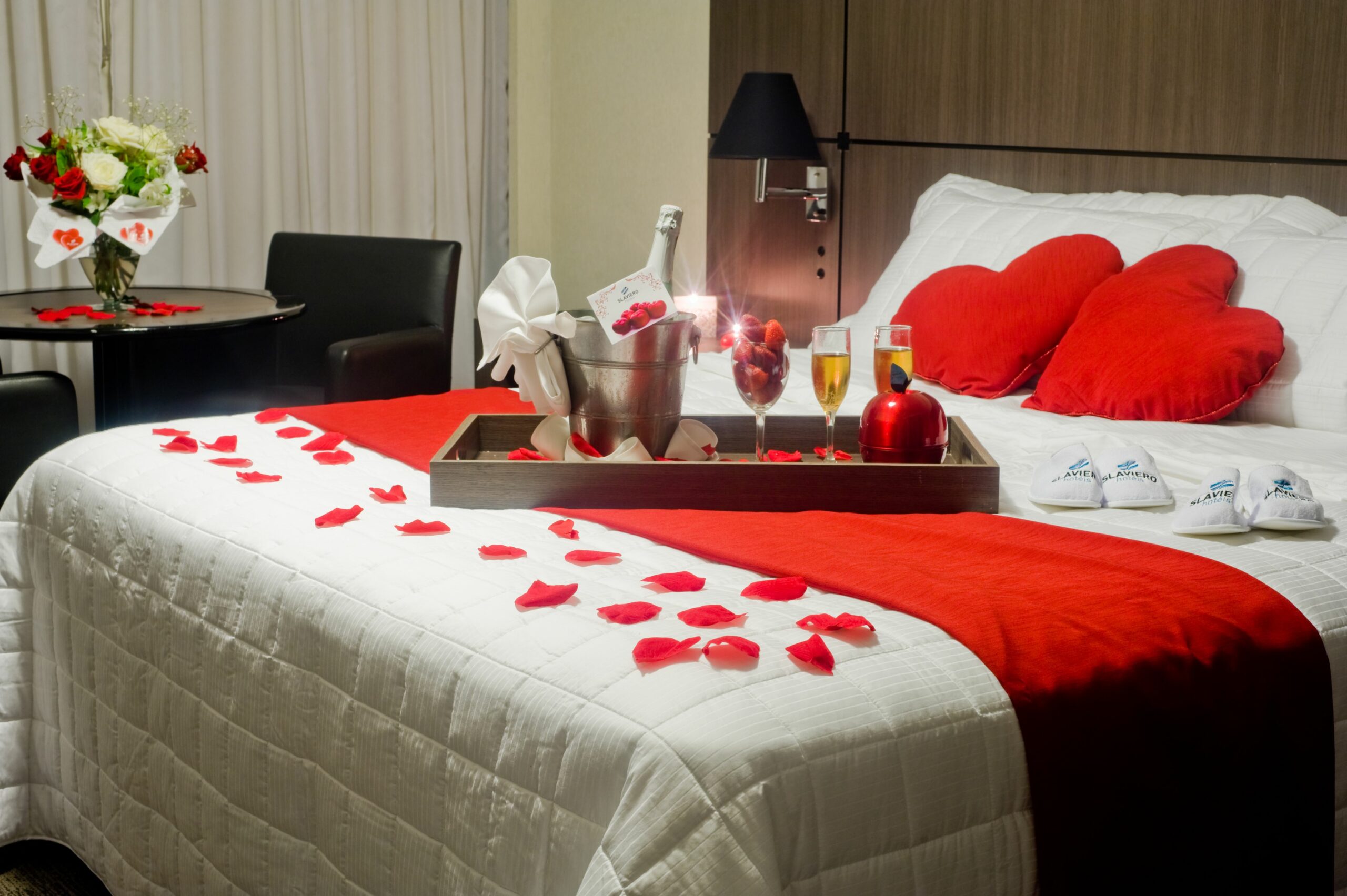 quanto custa um kit de decoração romântica completo