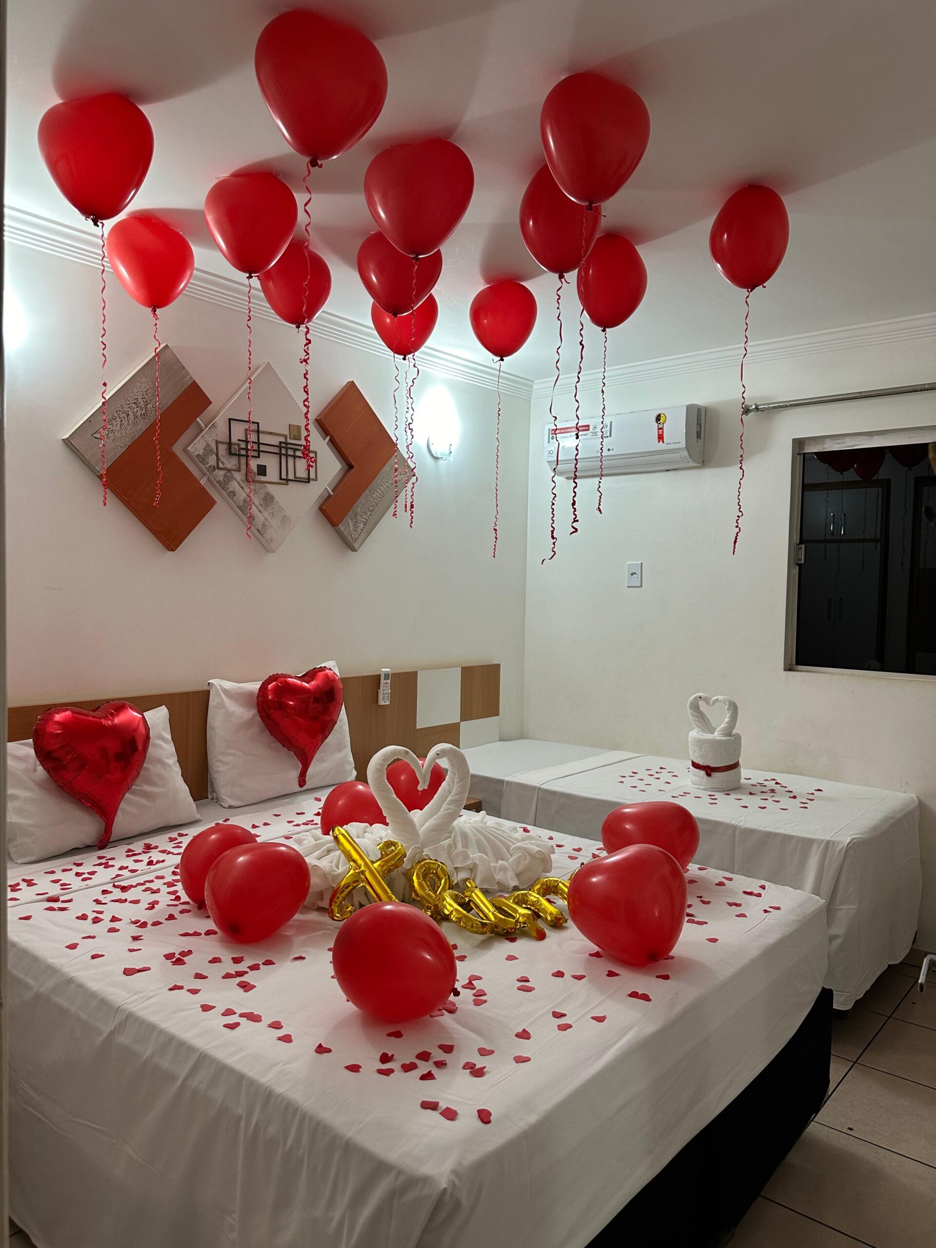 decoração quarto solteiro romântico clássico