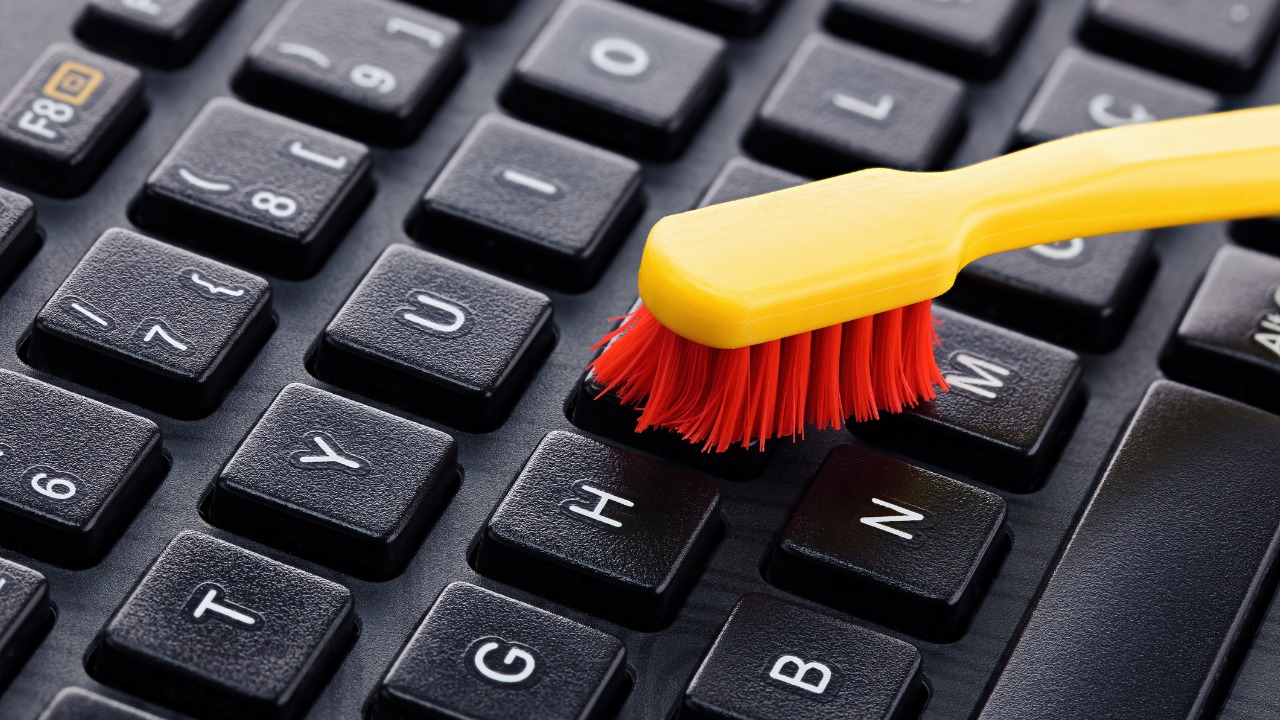 melhores produtos para limpar teclado e mouse