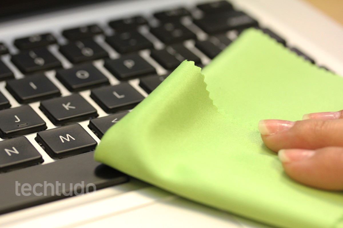 álcool isopropílico vs álcool comum para eletrônicos