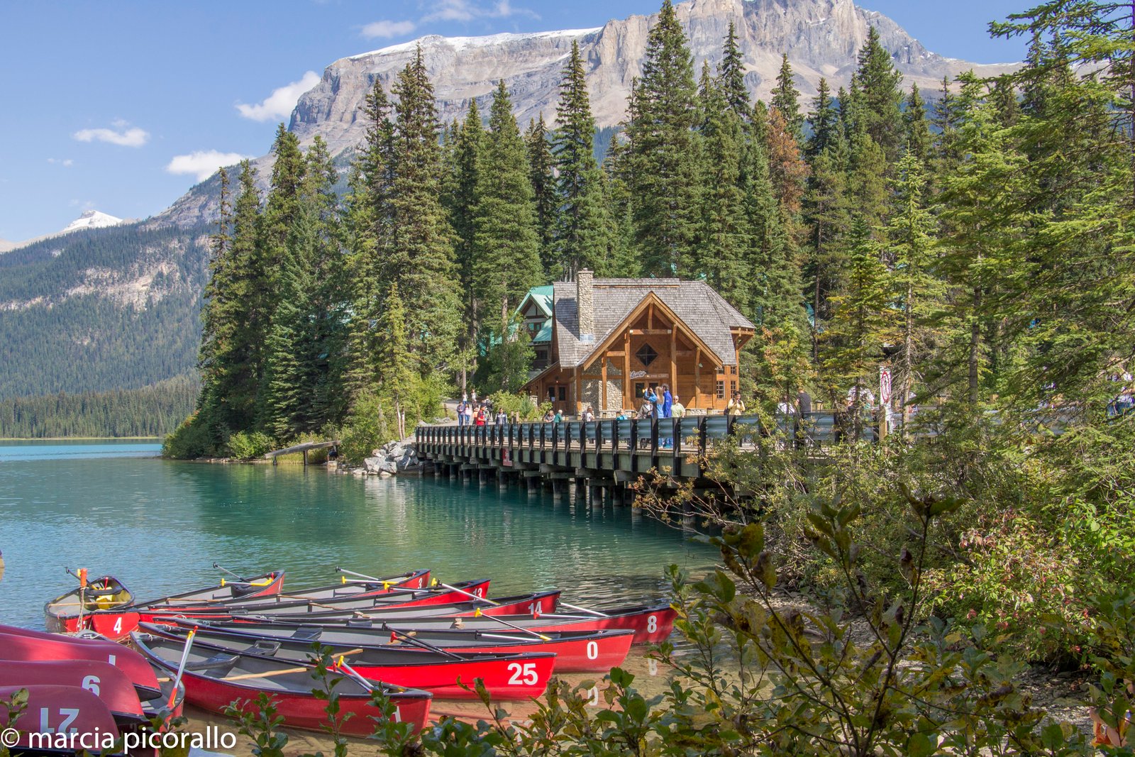 dicas de viagem para o canadá montanhas e cidades