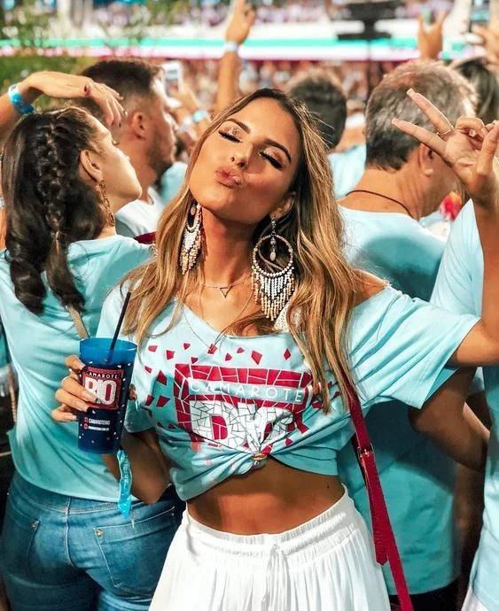 quanto custa customizar um abadá