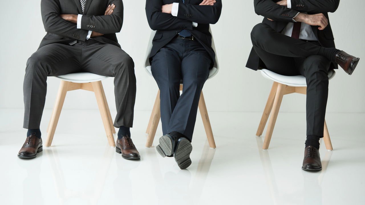 dicas para controlar tiques nervosos (balançar perna)