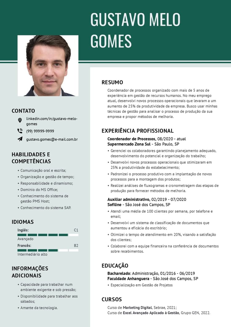 Poses e Expressões: O Segredo para uma Foto de Perfil que Transmite Confiança