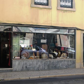 Como Identificar e Avaliar o Valor de um Objeto Antigo