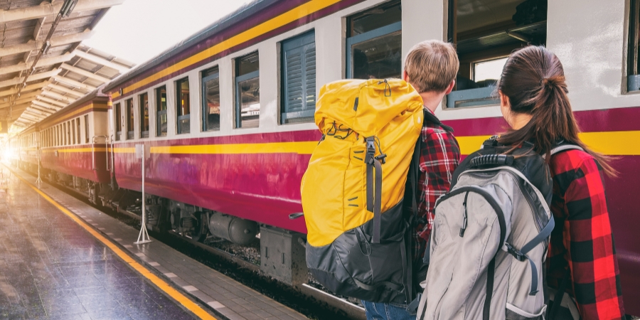 erros comuns ao fazer mala para viagem de trem