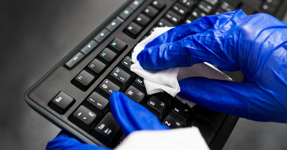 custo para limpar teclado e mouse profissionalmente