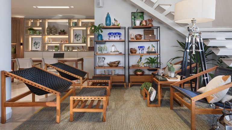 quanto custa decorar uma estante pequena