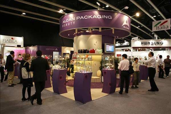 Networking e Negócios: Maximizando sua Participação em Feiras de Cosméticos