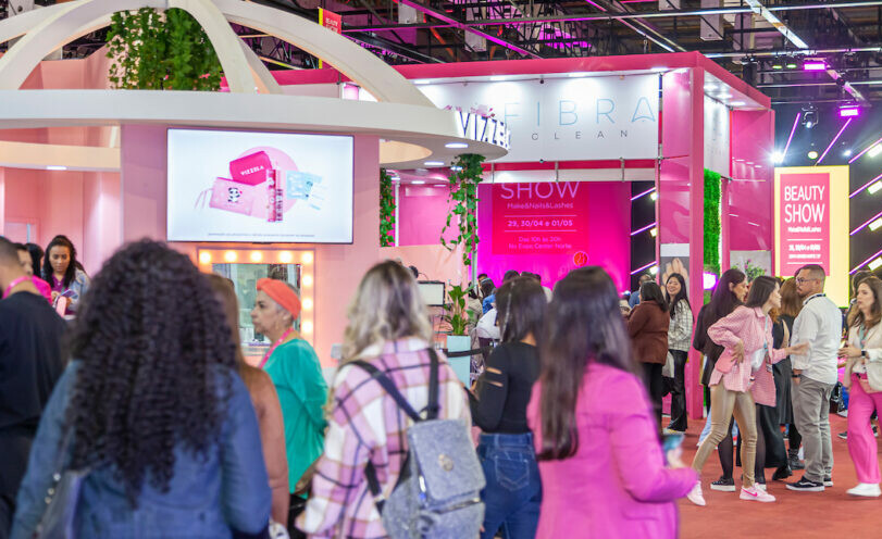 Networking e Negócios: Maximizando sua Participação em Feiras de Cosméticos