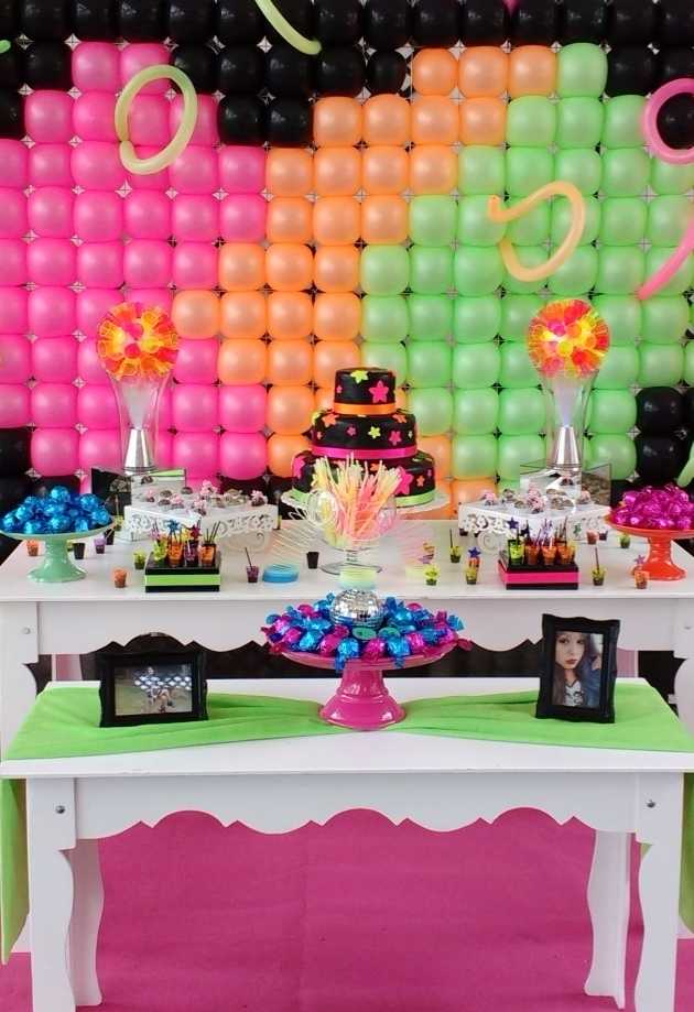 onde comprar kit festa neon