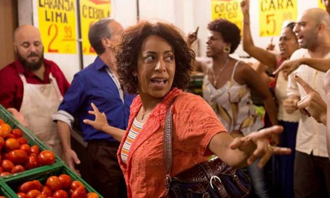 Filmes brasileiros que satirizam o atendimento ao público