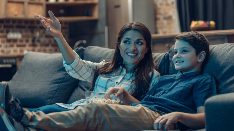 filmes de comédia dia das mães com foco em mães solteiras