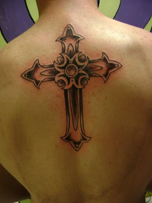 5 ideias de títulos para posts sobre tatuagens religiosas no braço:
1. As Melhores Frases Bíblicas para Tatuar no Braço: Inspiração e Significado
2. Tatuagens de Fé no Braço: Versículos