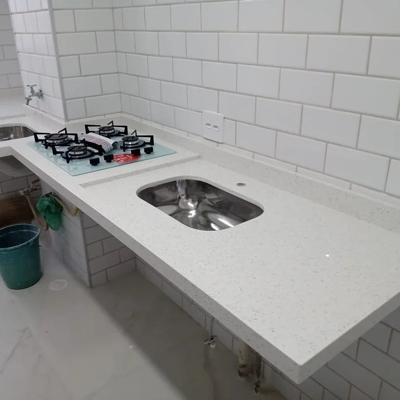 bancada quartzo branco