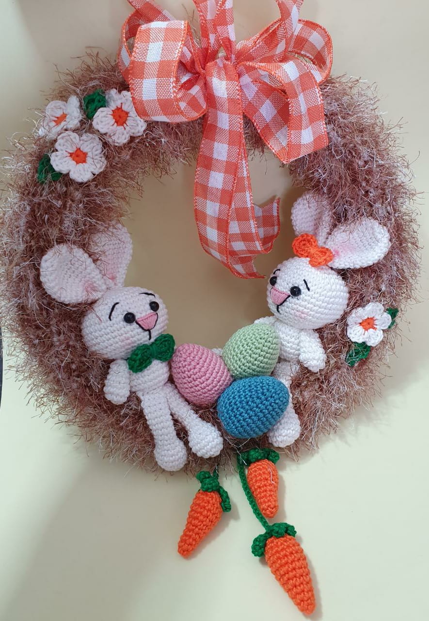 Guirlanda de Páscoa Rústica vs. Colorida: Qual Escolher?