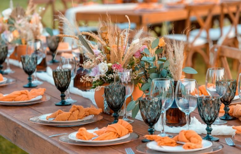 custo para comprar descartáveis para festa 50 pessoas