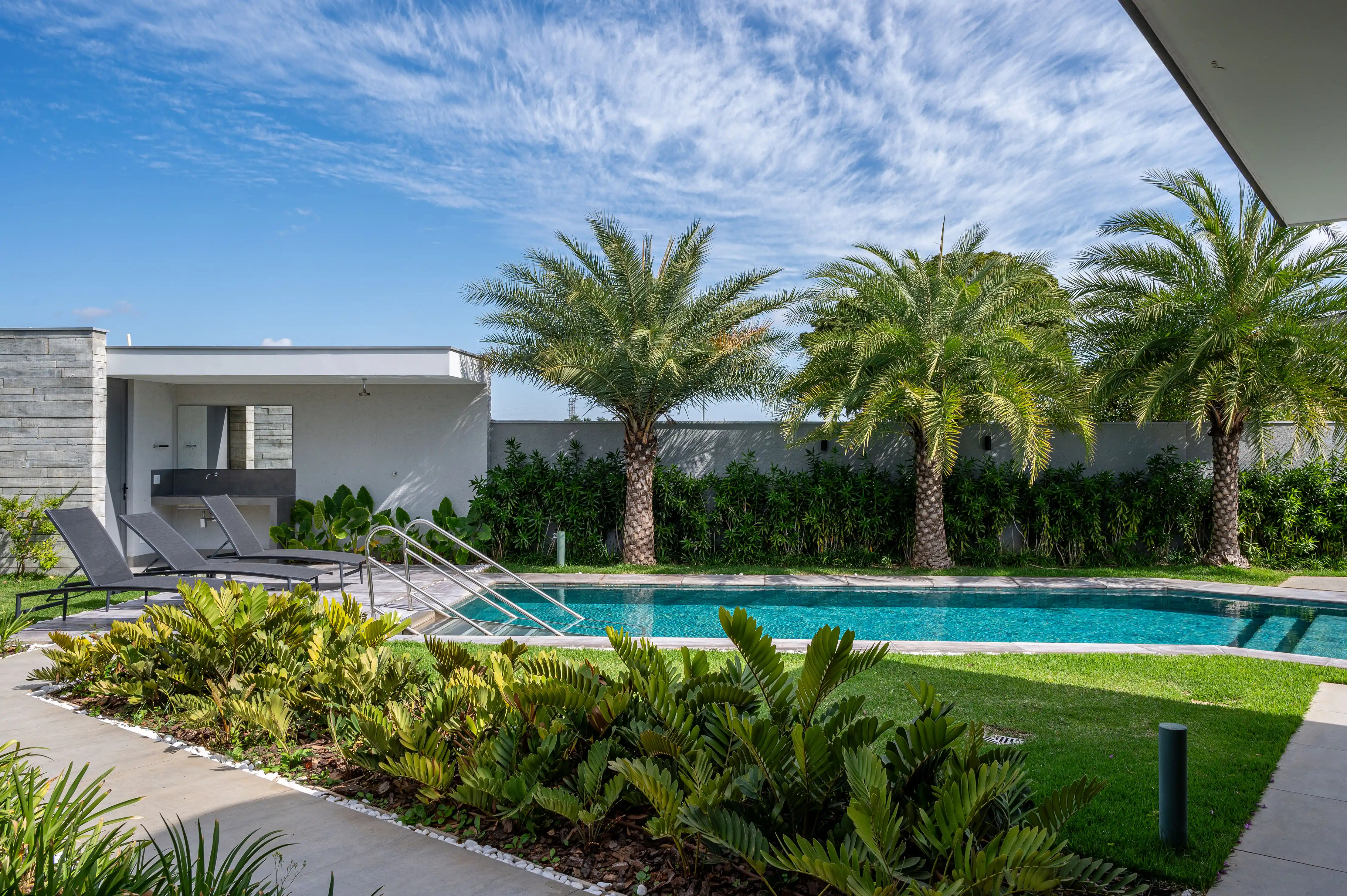 quanto custa instalar piscina pequena em casa