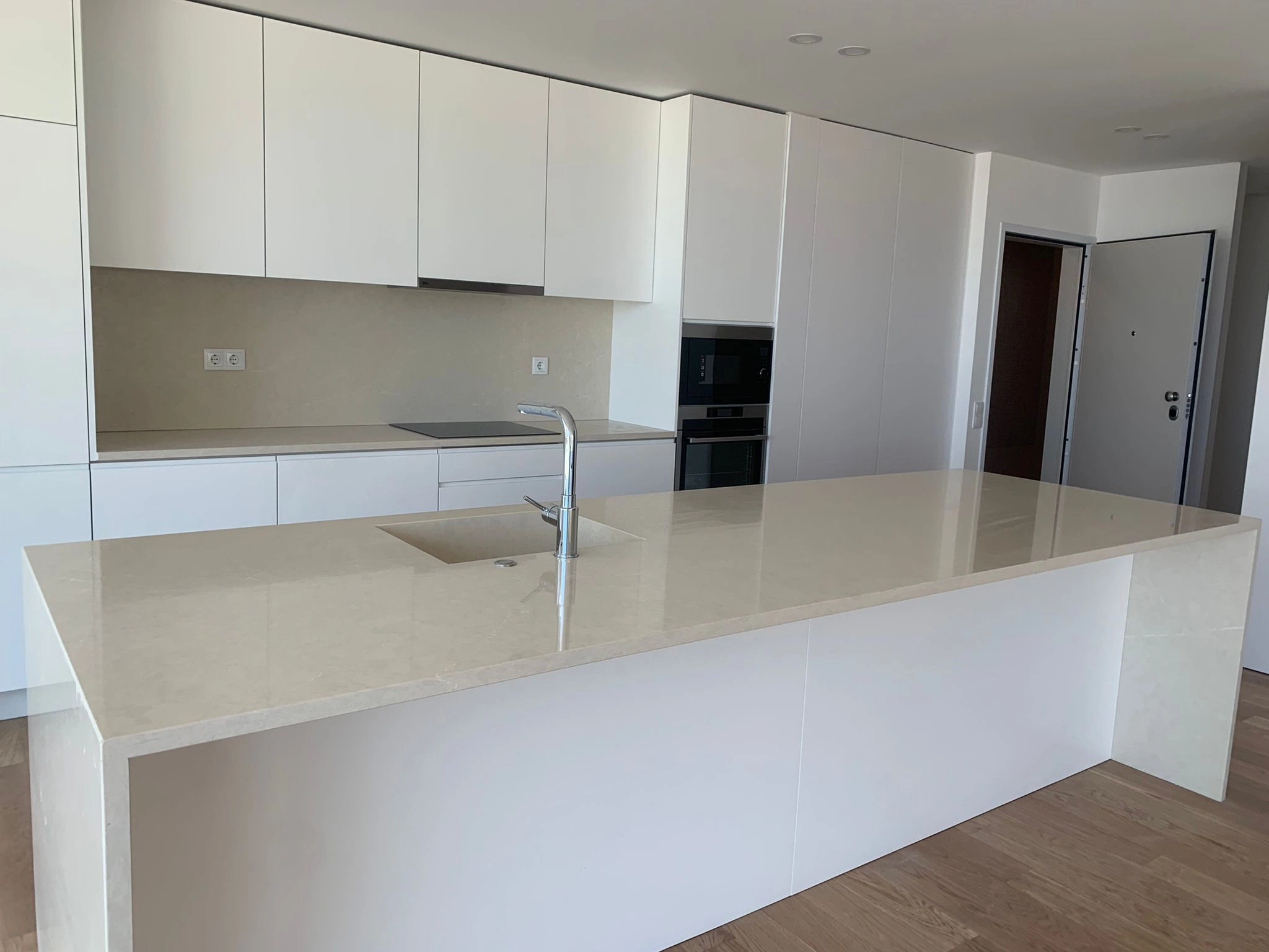 Orçamento para Bancada de Cozinha: Quanto Custa o Silestone?
