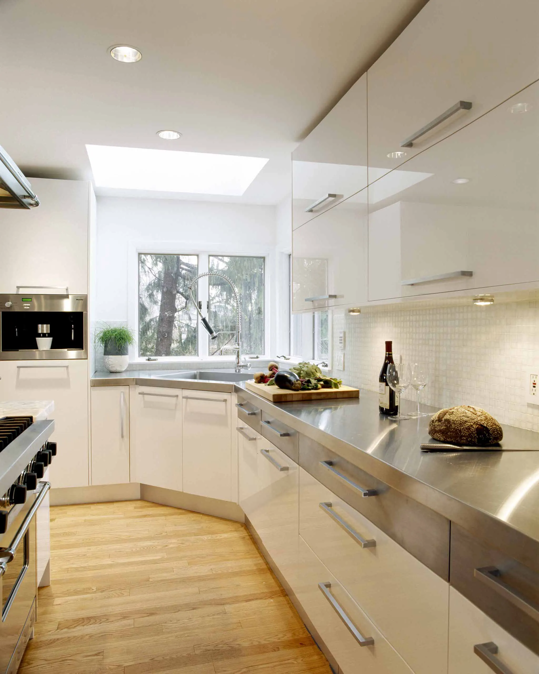 pia de canto vs pia reta qual a melhor