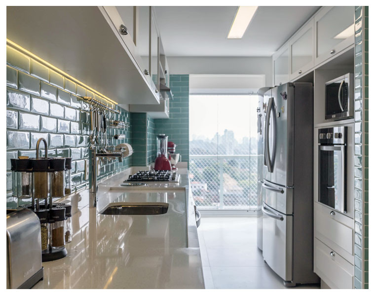 5 Eletrodomésticos Essenciais para sua Torre Quente