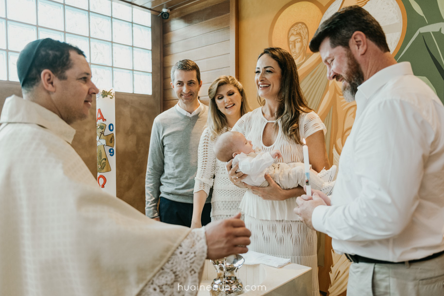 erros comuns ao escolher roupa para batizado madrinha