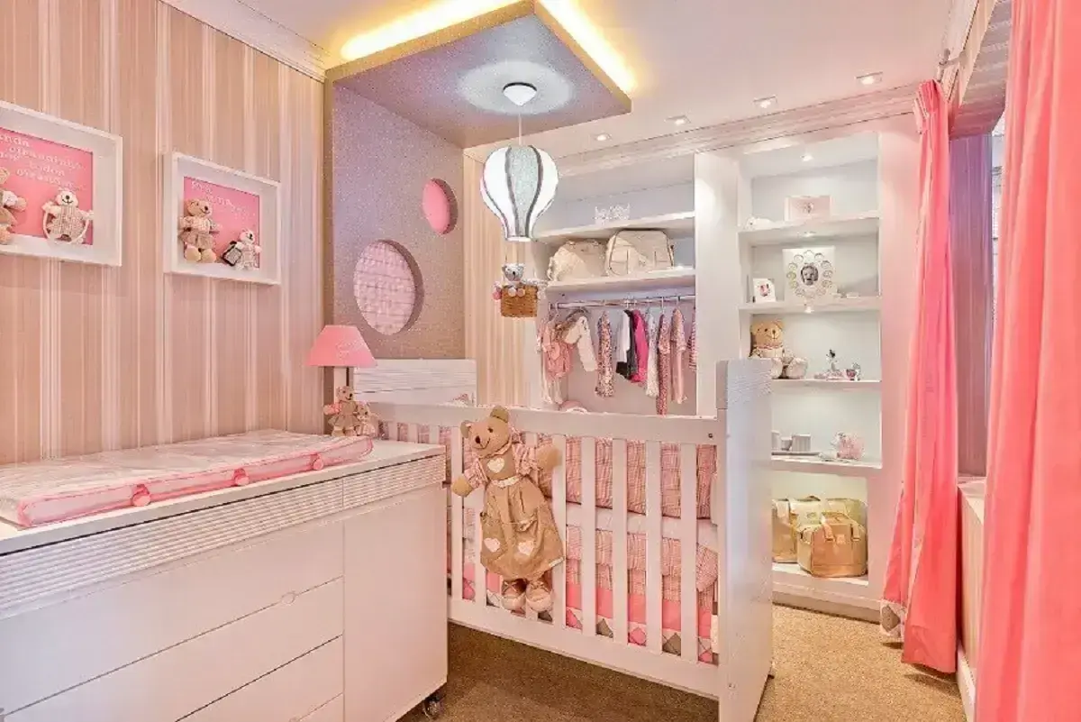 quarto de bebê nuvem vs quarto de bebê balão