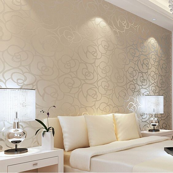 ideias de papel de parede floral para quarto de casal pequeno