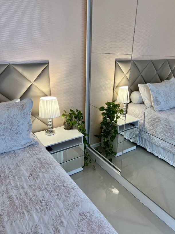 Guia Completo de Iluminação para Quartos Pequenos: Amplie e Aconchegue