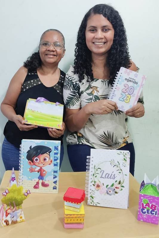 ideias de renda extra com guia turístico local