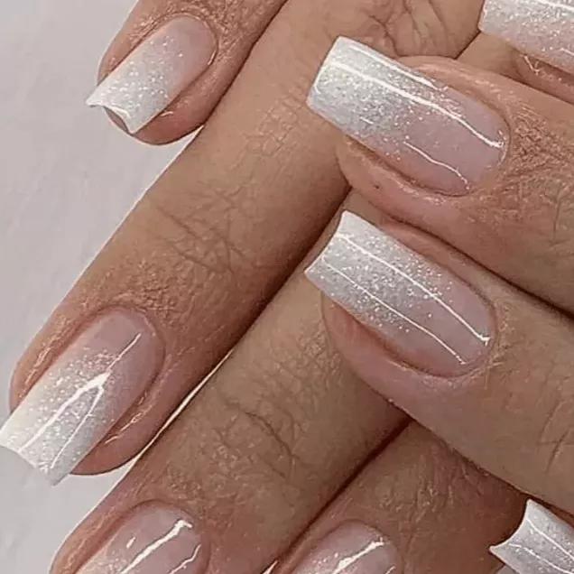5 ideias de títulos:
1. Como transformar sua paixão por unhas em lucro: Estratégias para Manicures
2. Além do esmalte: Descubra como diversificar sua renda como manicure
3. Manicure de Sucesso: 5 Passos para Aumentar seu Faturamento
4. Do Atendimento à Consultoria: Novas Fontes de Renda para Manicures
5. Encante e Fidelize: A Arte de Usar Mimos para Lucrar Mais como Manicure