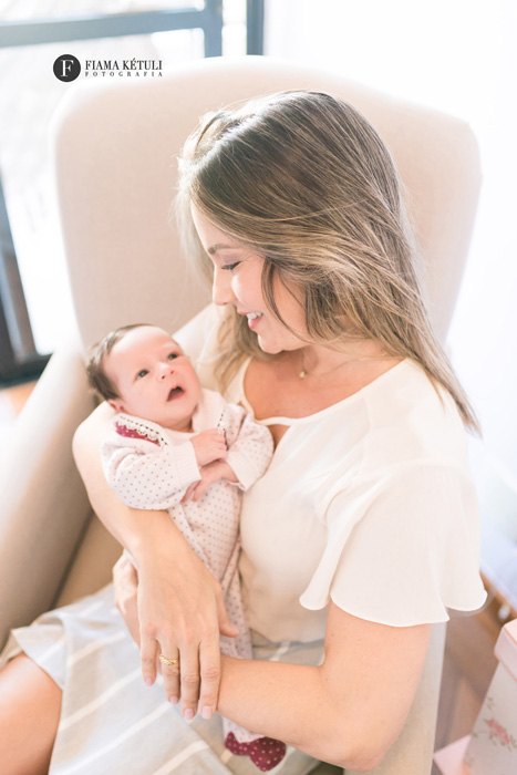 ideias fotos bebê 1 mês menina em casa