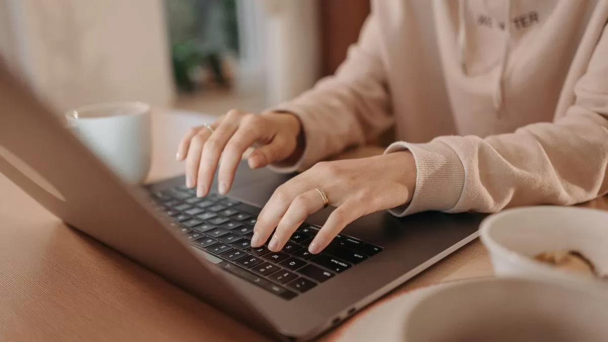 ideias para ganhar dinheiro revisando textos e ABNT