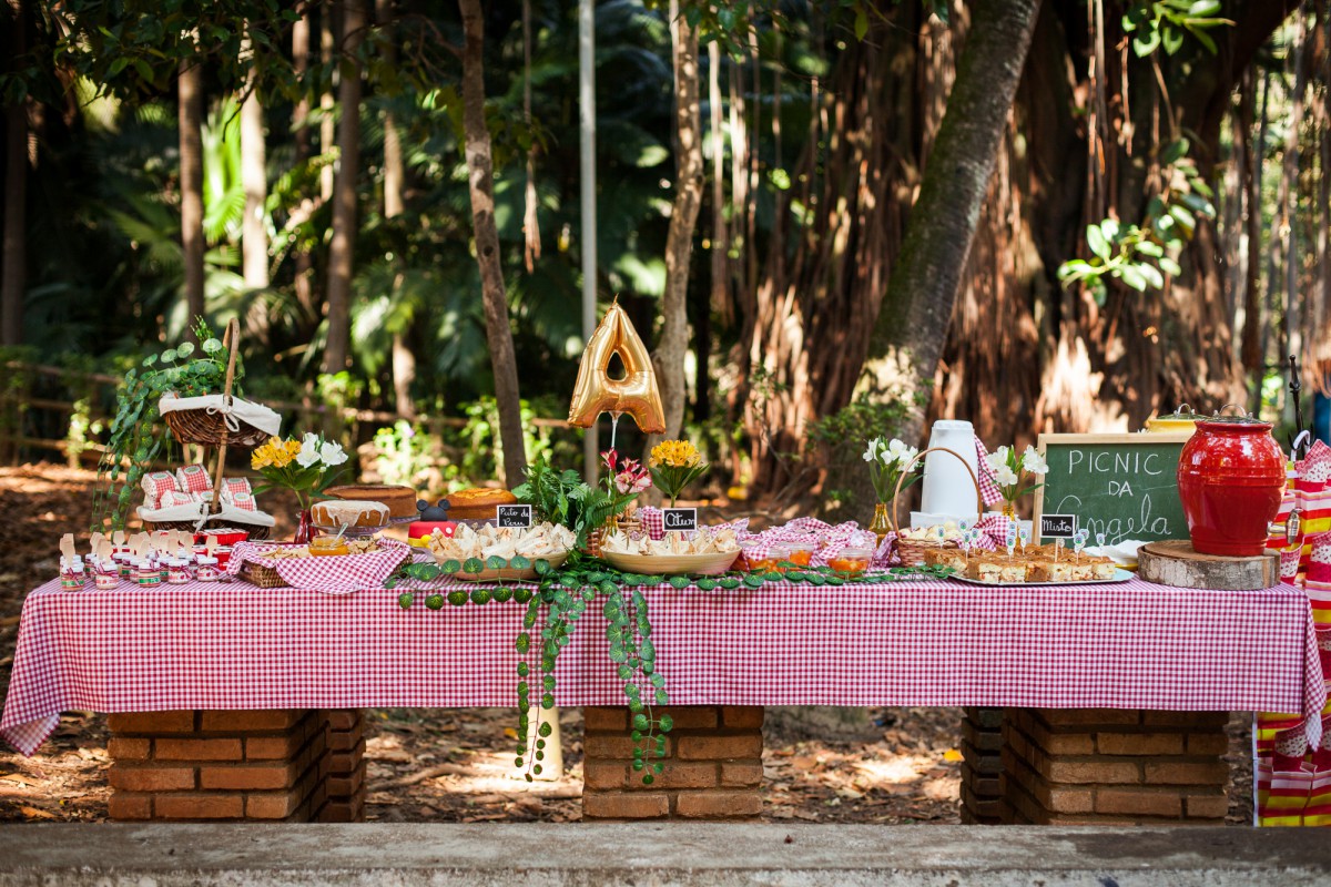 erros comuns ao montar cesta de piquenique saudável
