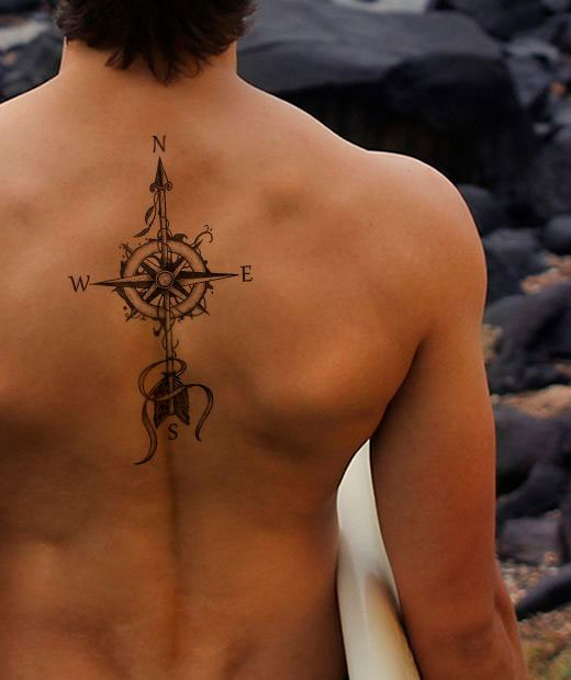 tatuagem costas minimalista