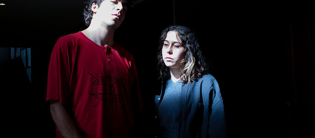 A Beleza das Pedras Preciosas Incrustadas